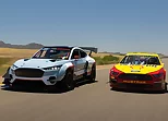 Drifting Mustang Slide