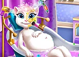 Pregnant Kitty Spa