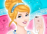 Cinderella Selfie Lover