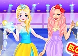 Blonde Vs Readhead Fashion Show